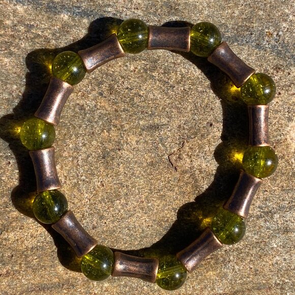 Wanderer and Gatherer Bracelet - Peridot and Brass bamboo style beads SM - Picture 3 of 5